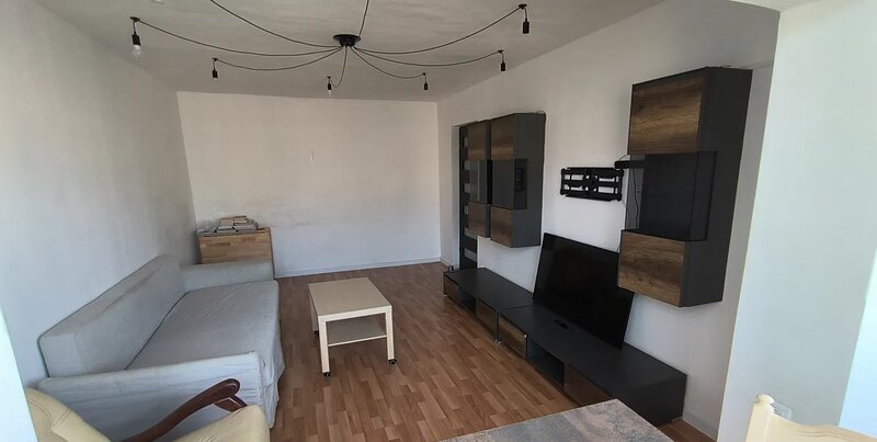 Drumul Taberei, 3 camere cu centrala proprie.