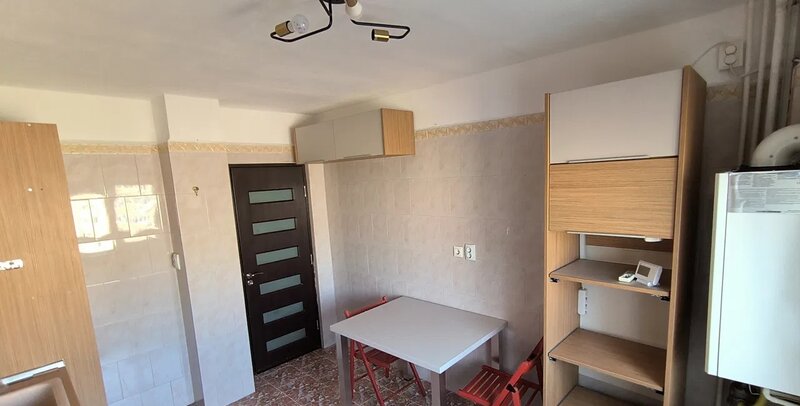 Drumul Taberei, 3 camere cu centrala proprie.