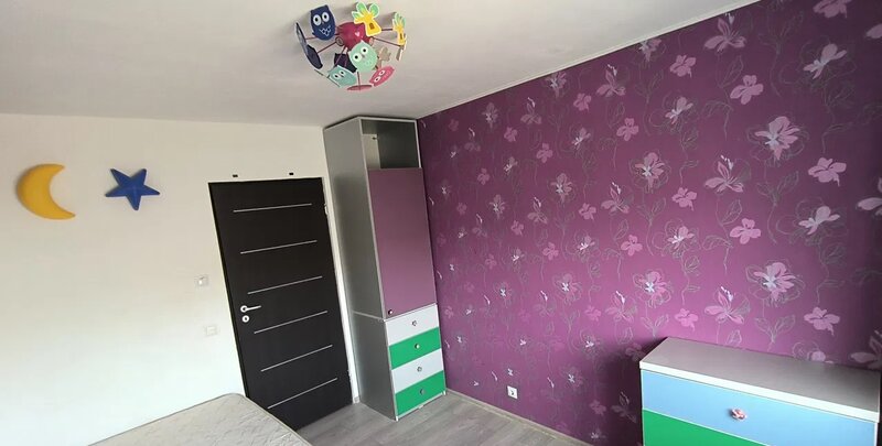 Drumul Taberei, 3 camere cu centrala proprie.